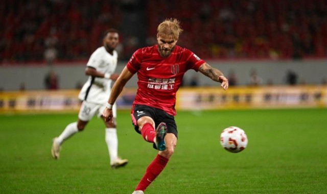 开云体育中国-曝莱切特签约深圳新鹏城！冬窗第10签，连挖蓉城双星，联手周定洋